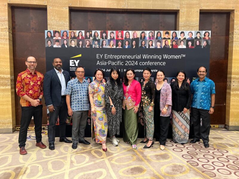 See Wai Hun with Malaysia’s EY Entrepreneurial Winning Women™ Asia-Pacific Class of 2024