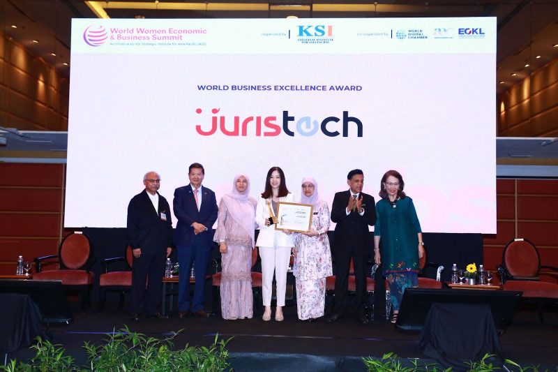 Alison Sew receiving the World Business Excellence Award at the World Women Economic & Business Summit 2025