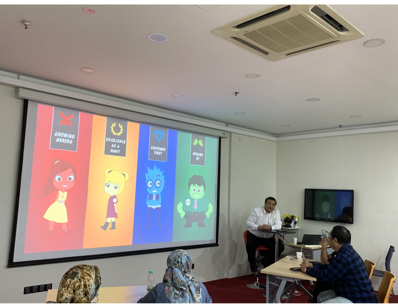 JurisTech's COO, Naaman Lee, speaking during the Universitas Gadjah Mada industry visit